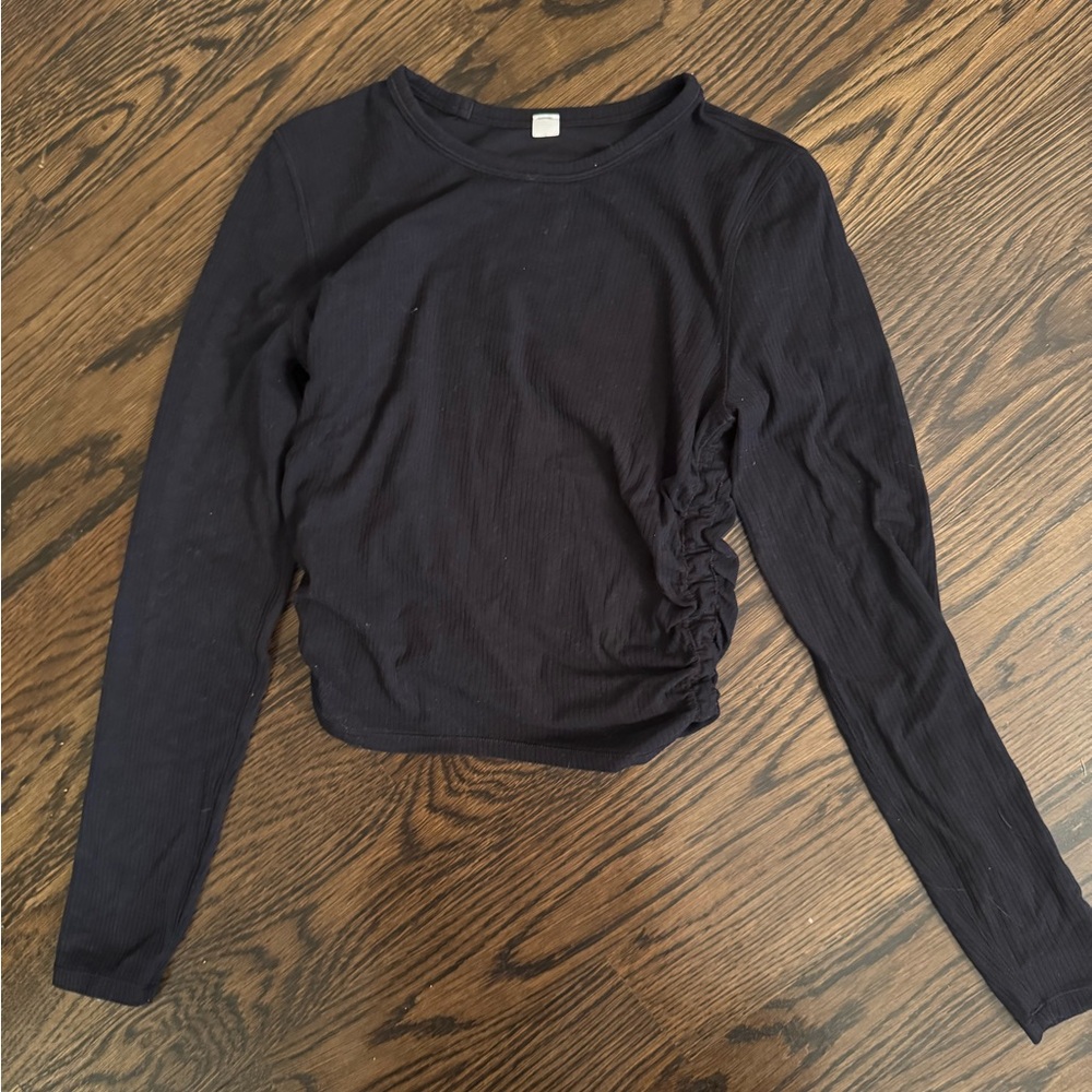 Lululemon Black Long Sleeve ribbed Top, size 2